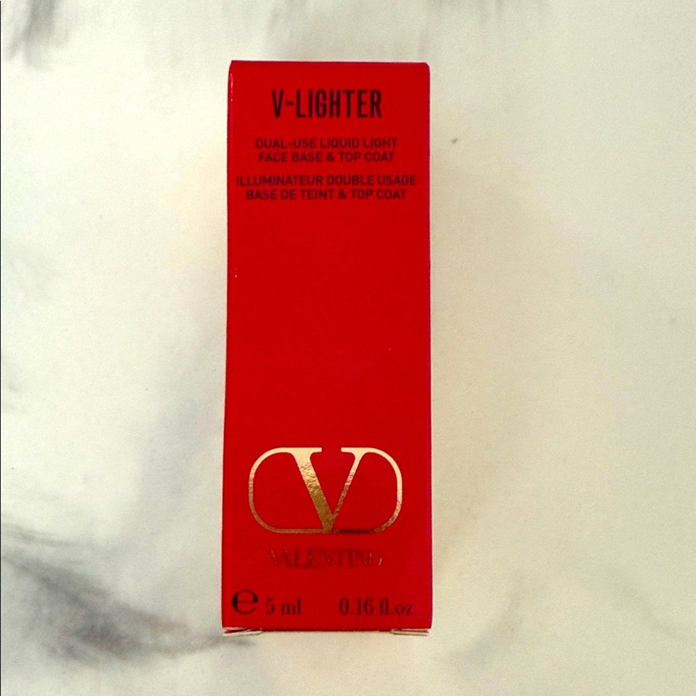 Valentino V-Lighter Dual-Use Liquid Light - Face Base &t Top Coat